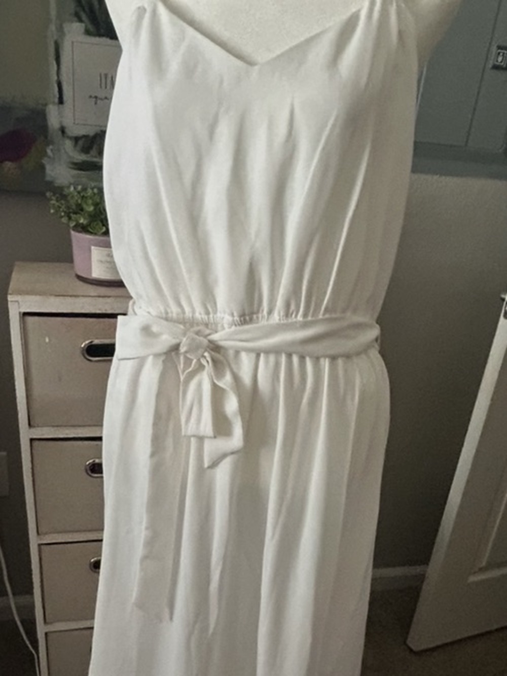 Simply Vera Vera Wang White Sleeveless Maxi Dress with Tie Waist